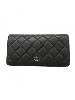 Chanel Wallet Quilted Lambskin Black Silver